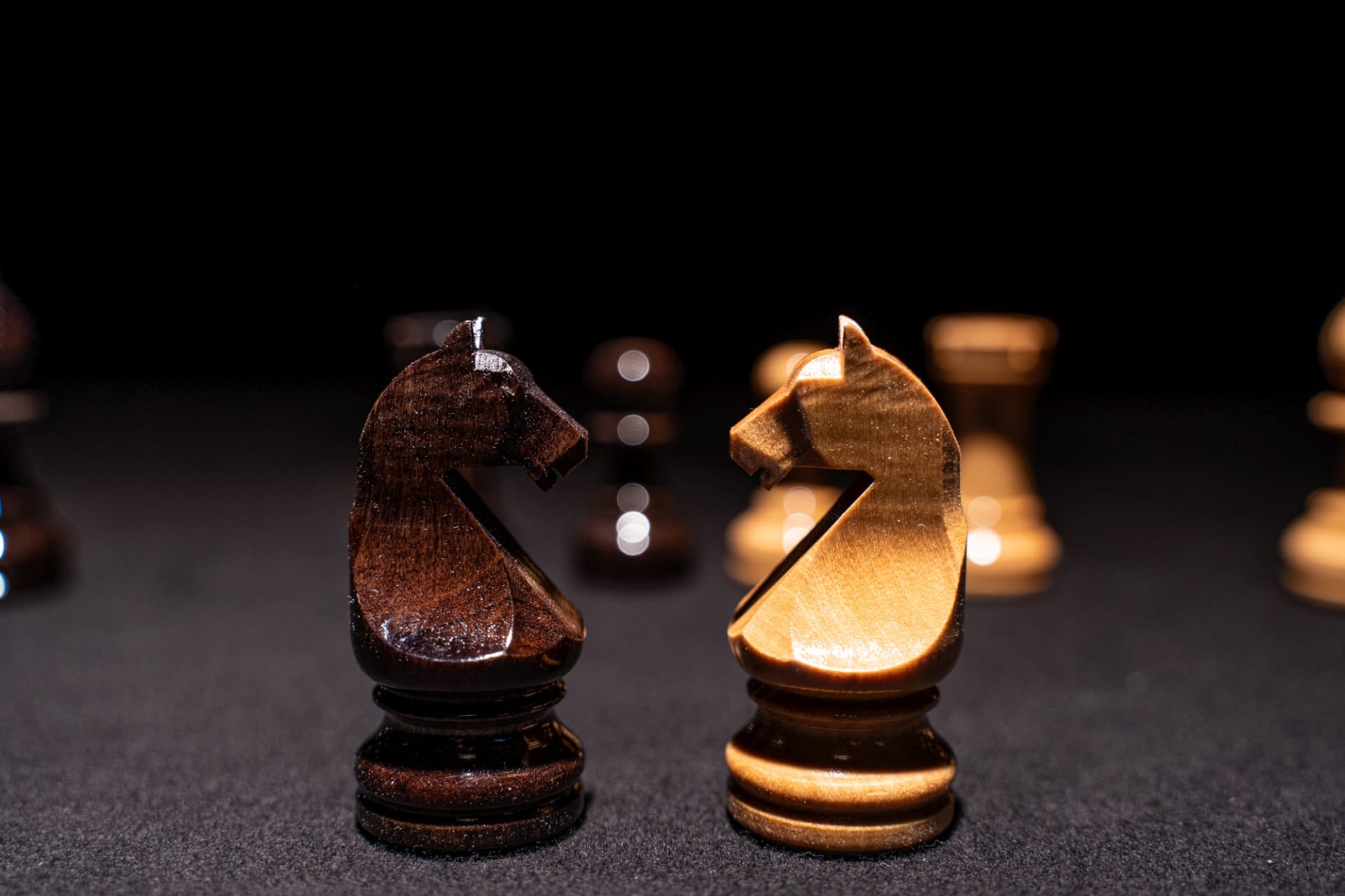 Springer des Figurensatzes Vanas in glänzend