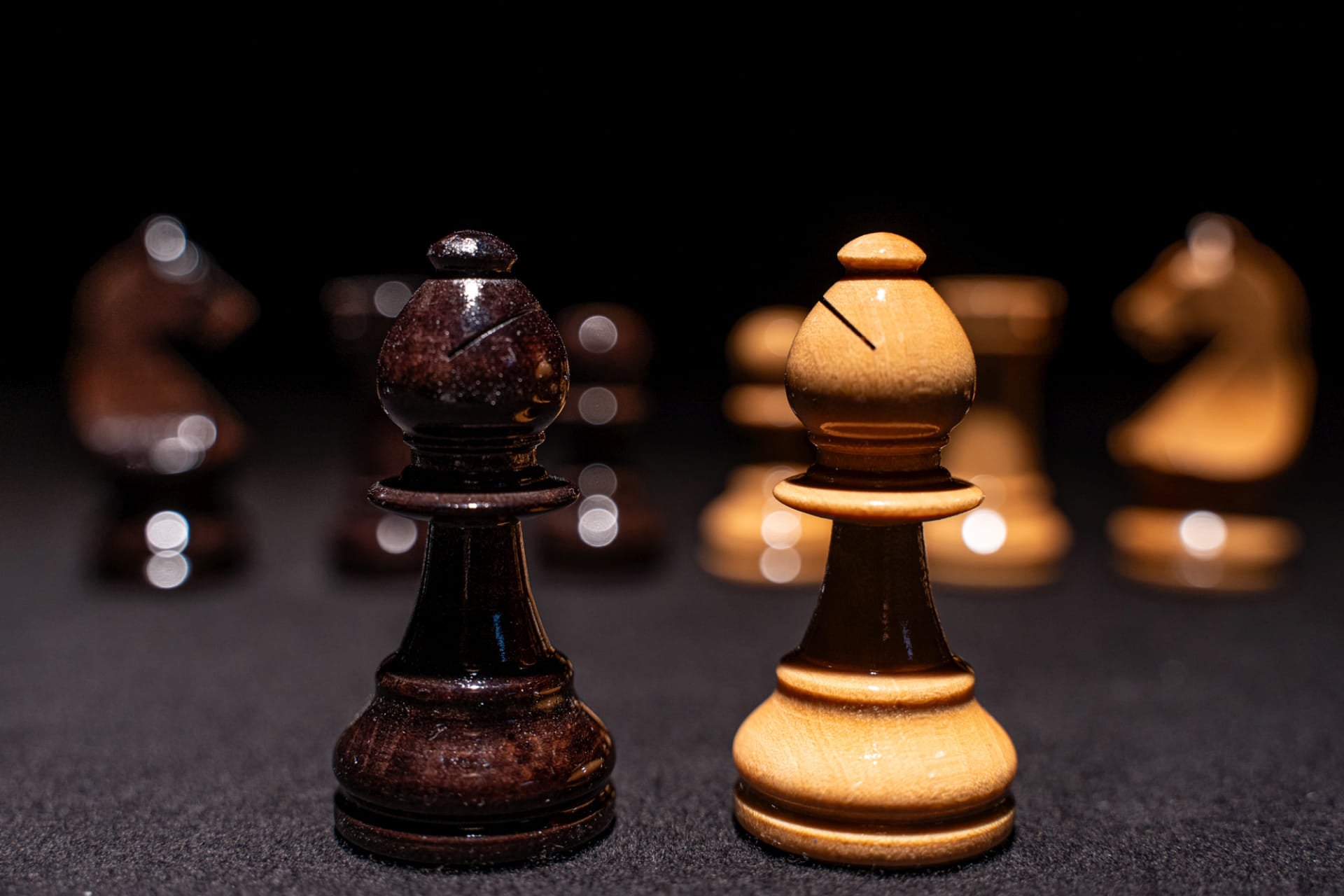 Läufer des Figurensatzes Vanas in glänzend