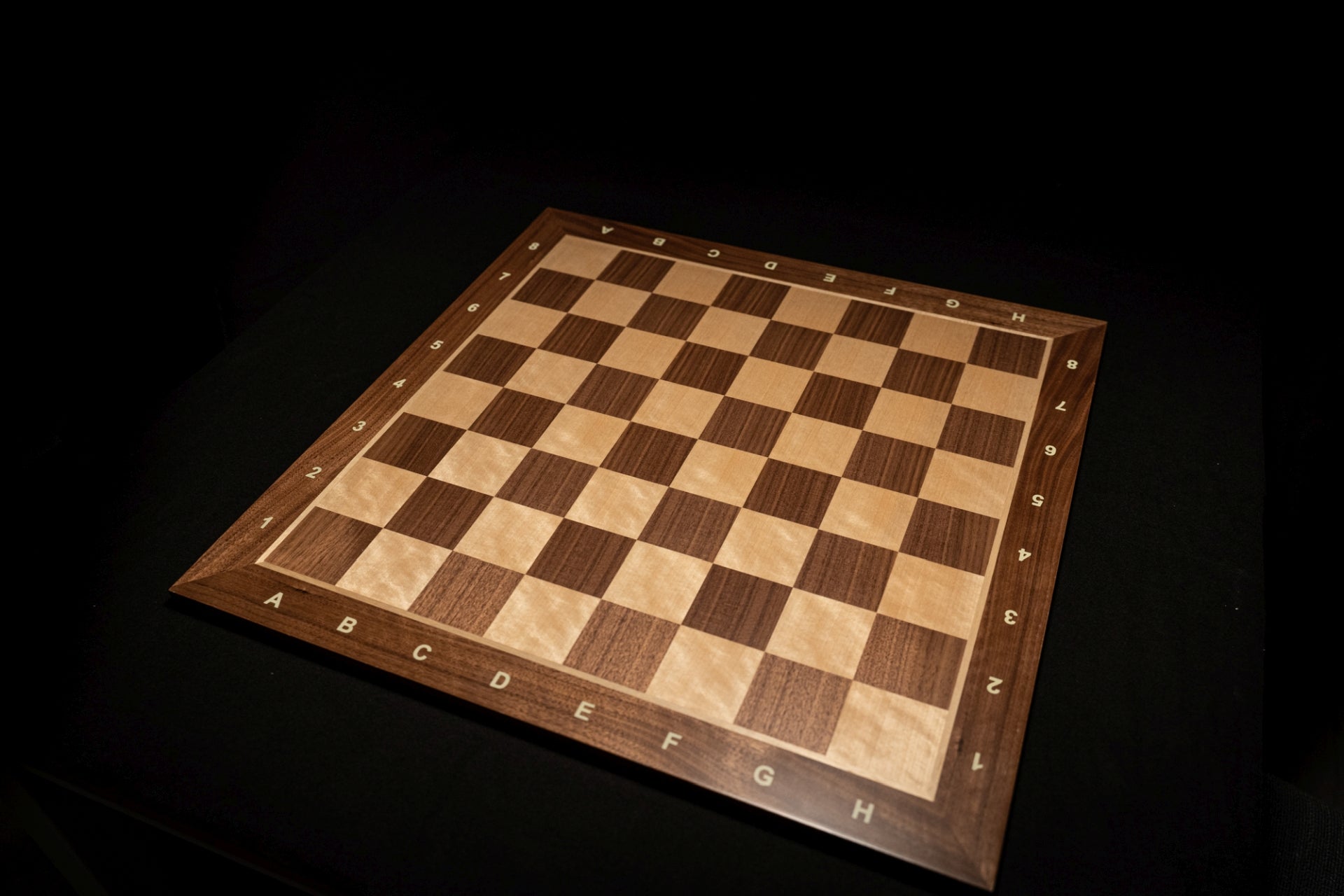 Schachbrett des Schachspiels Heramis