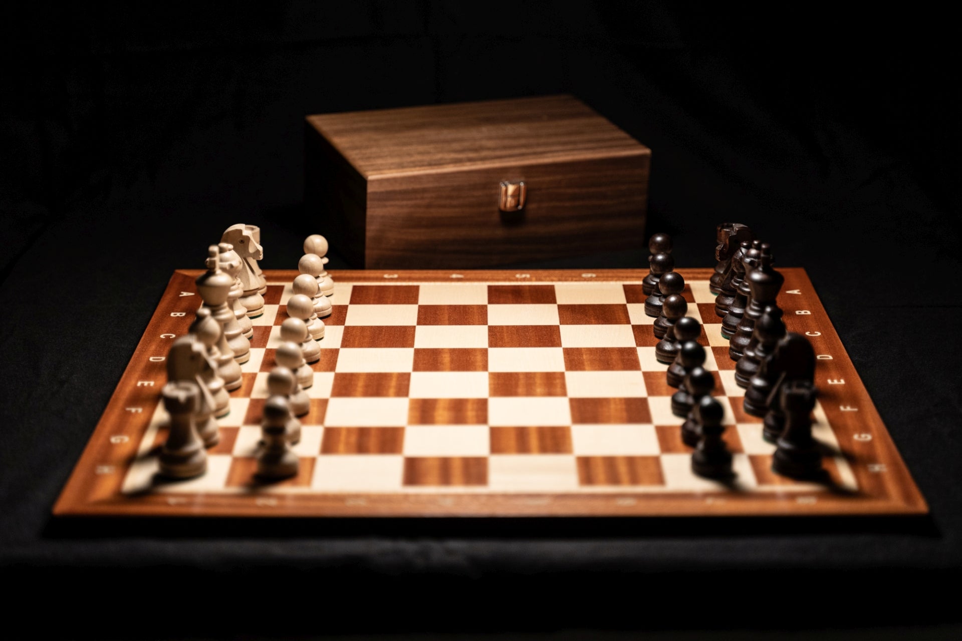 Produktvideo des Schachspiels Amon